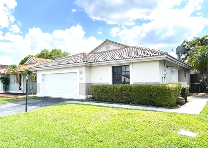 5851 Bristol Lane - Photo 1