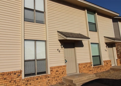 1901 E Lindsey Street - Photo 1