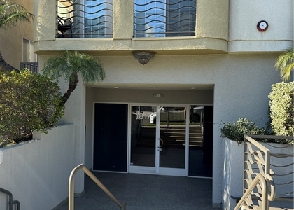 1817 Selby Ave - Photo 1