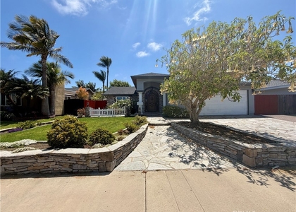 9272 Sunridge - Photo 1