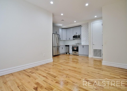 1576 Lincoln Place - Photo 1