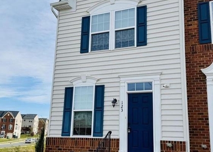 123 Streamview Drive - Photo 1