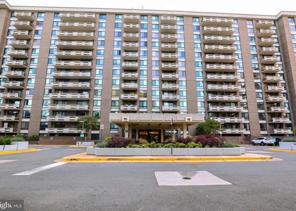 1808 Old Meadow Road - Photo 1