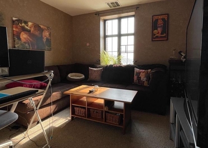 1601 Spring Garden Street - Photo 1