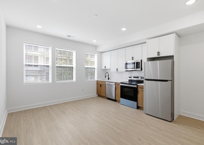 4021 Brown Street - Photo 1