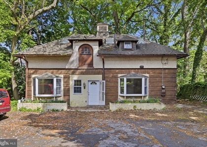 5939 Drexel Road - Photo 1