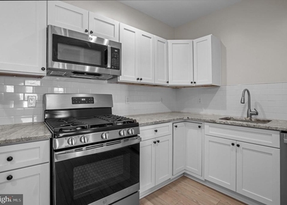 1529 N 28th Street - Photo 1