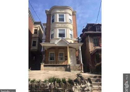 1711 W Tioga Street - Photo 1