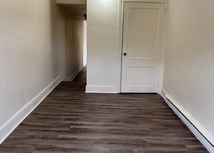442 E King Street - Photo 1