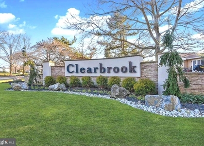 525 Belford Road - Photo 1