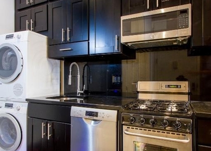 232 West 14th Street - Photo 1