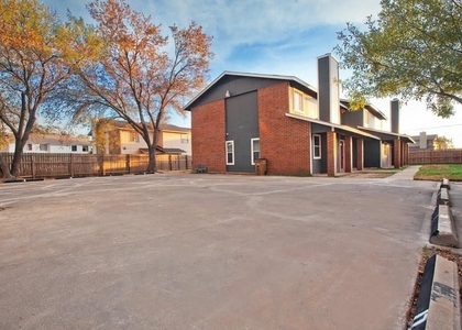 8401 Colony Loop Dr - Photo 1