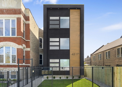 4817 S Wabash Avenue - Photo 1