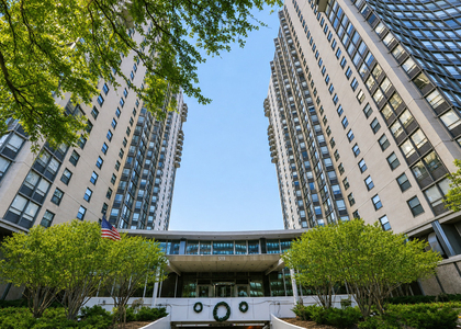 5701 N Sheridan Road - Photo 1