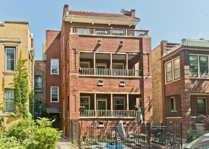 910 W Gunnison Street - Photo 1