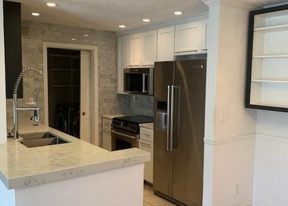 613 Granville Court - Photo 1