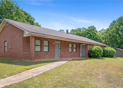 233 Tanglewood Drive - Photo 1