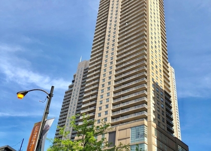 545 N Dearborn Street - Photo 1