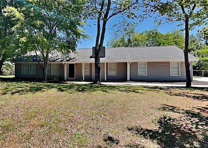 1672 Johnston Trail Nw - Photo 1