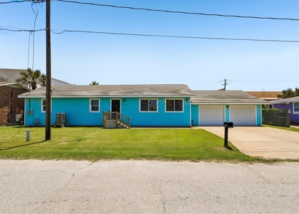 5709 Maco Street - Photo 1