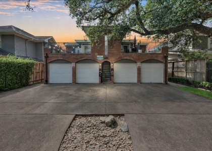 705 Harold Street - Photo 1