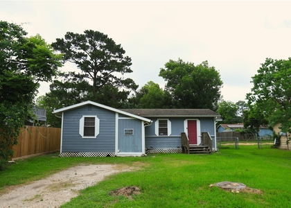 713 S Valderas Street - Photo 1