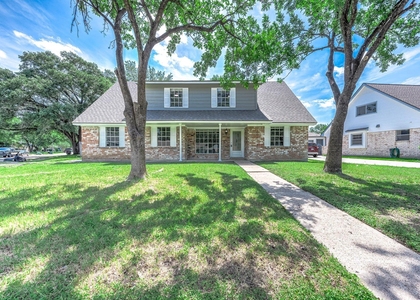 9014 Landwood Drive - Photo 1