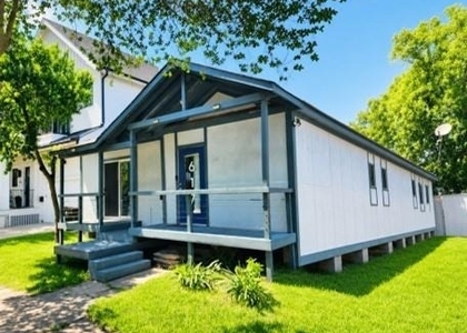 617 E 12th 1/2 Street - Photo 1