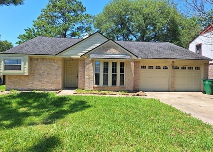 605 Noreda Street - Photo 1