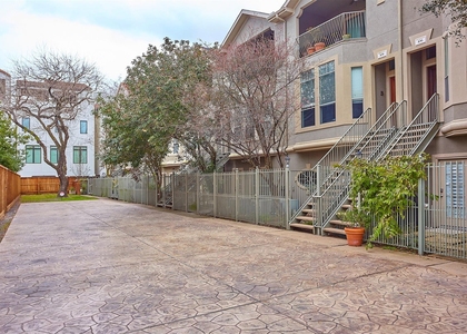 110 E Detering Street - Photo 1