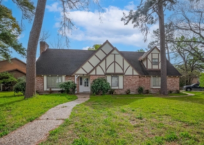 811 Loire Lane - Photo 1