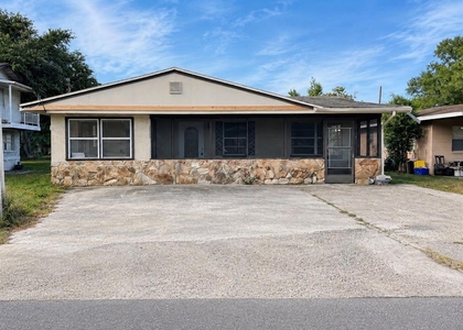 1204 W Alsobrook Street - Photo 1