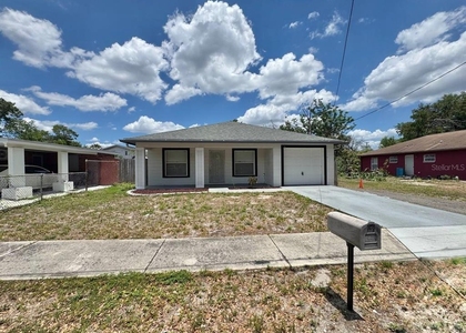 3212 E Emma Street - Photo 1