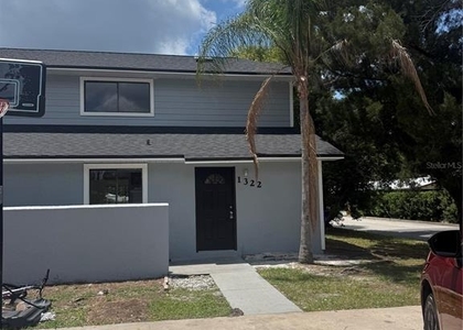 1322 Verona Street - Photo 1