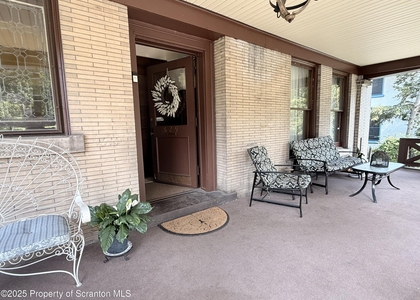 629 Clay Avenue - Photo 1