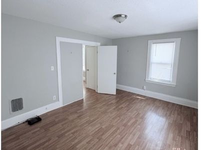 963 Sherman Avenue - Photo 1