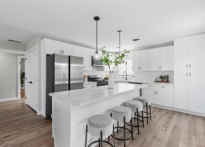 139 Fir Street - Photo 1