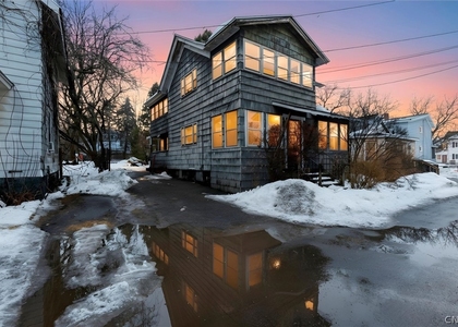 104 Kincaid Avenue - Photo 1