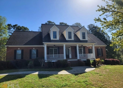 125 Farmington Drive - Photo 1