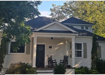 1579 Vesta Avenue - Photo 1