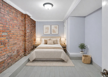 118 East 7th Street Apt 1W - Photo 1