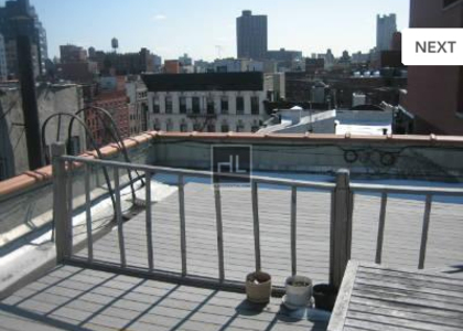 Mott St. - Photo 1