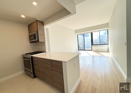 West 48th Street - Photo 1