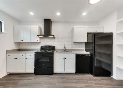 1804 Gould Street - Photo 1