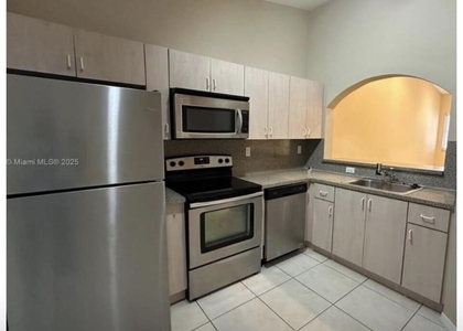 1250 Se 26th Street - Photo 1