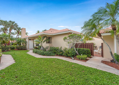 135 Old Meadow Way - Photo 1