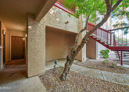 3131 W Cochise Drive - Photo 1