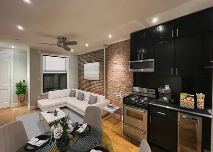 West 52nd Street - Photo 1