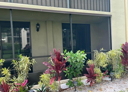 5220 Las Verdes Circle - Photo 1