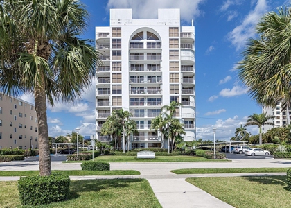 3901 S Flagler Drive - Photo 1